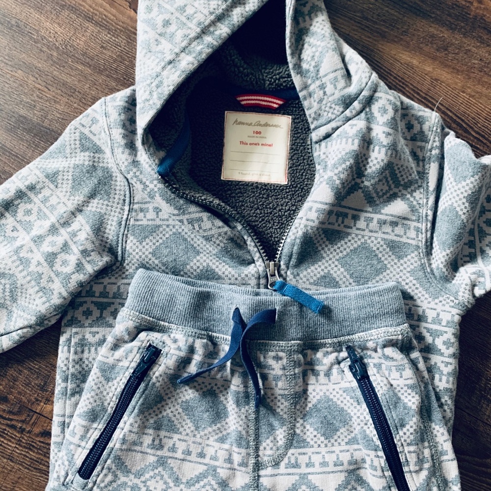 Hanna Andersson tribal joggers suit